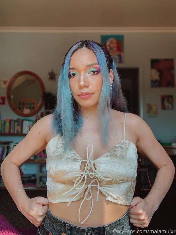 Hair reveal! What do you think of the blue?

I’ve been missi..