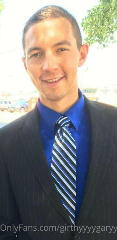 Lookin mighty dapper!