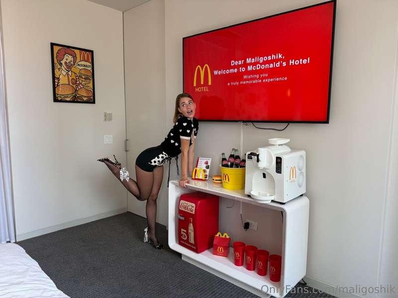 So… what are you ordering today? 😏