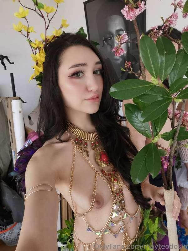 lost in the garden… or are you lost in me? 😉