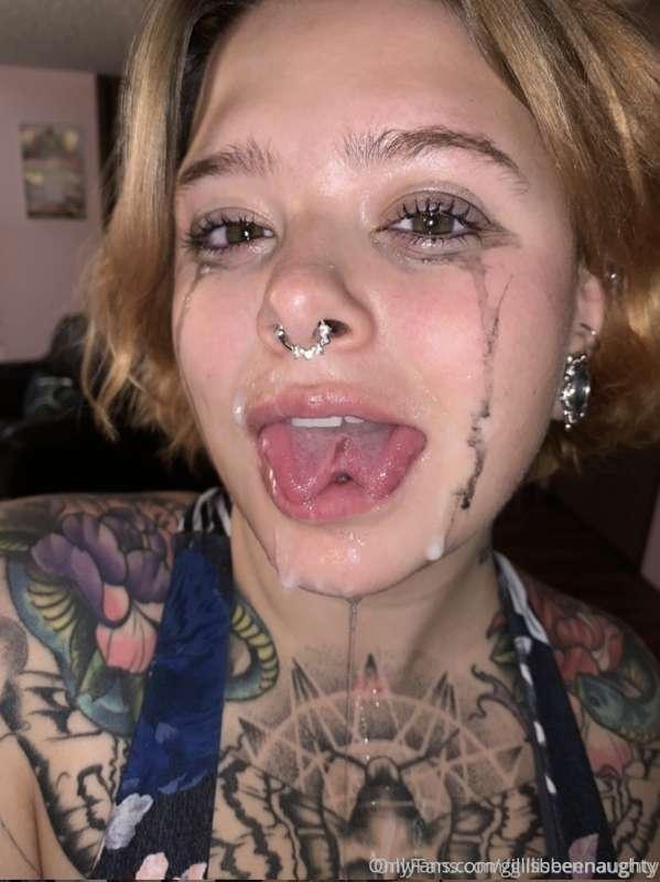 Over 2 minute of hard slobbery cock sucking with messy facia..