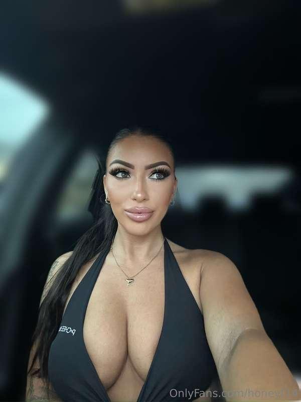 Your **FAVORITE TITTIES** are going to be on ***LIVE FEB 15t..