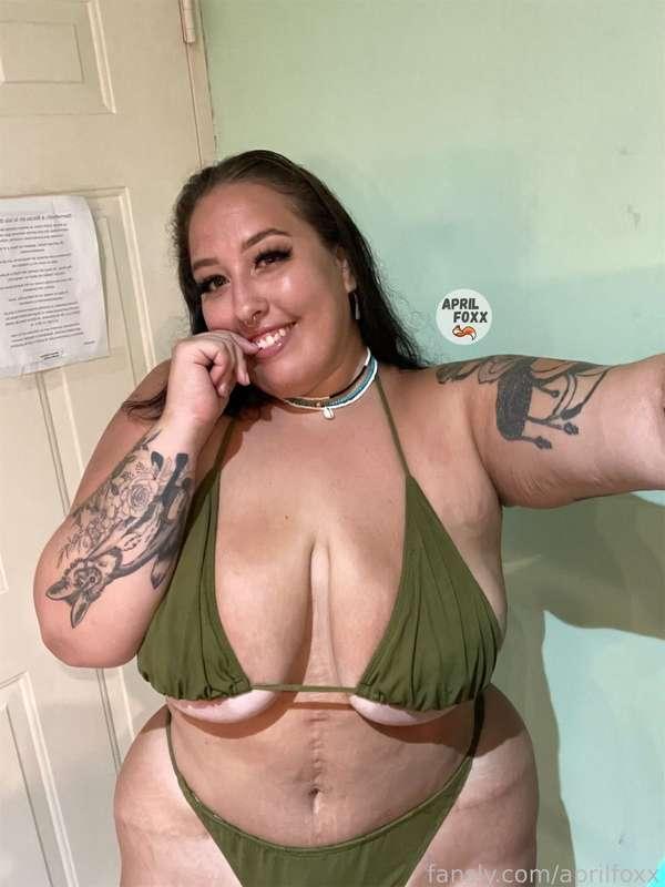 aprilfoxx image #0
