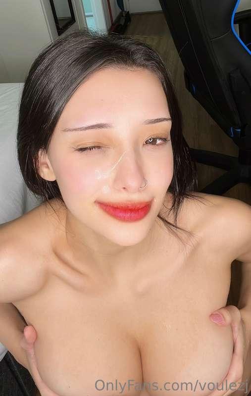 Wishing this was ur cum 😋💦