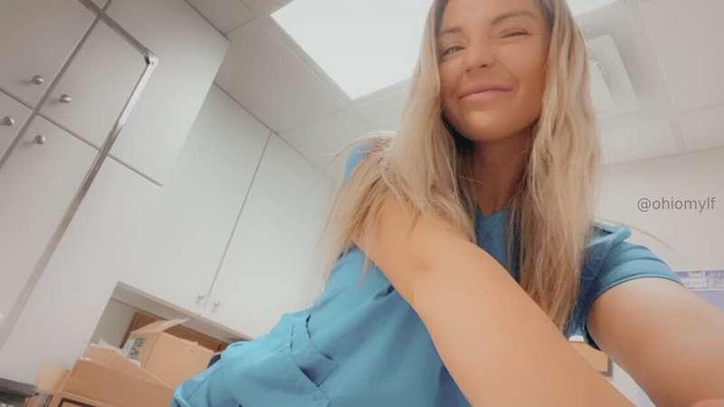 Enjoy my natural face work selfie 🫶🏻🩺