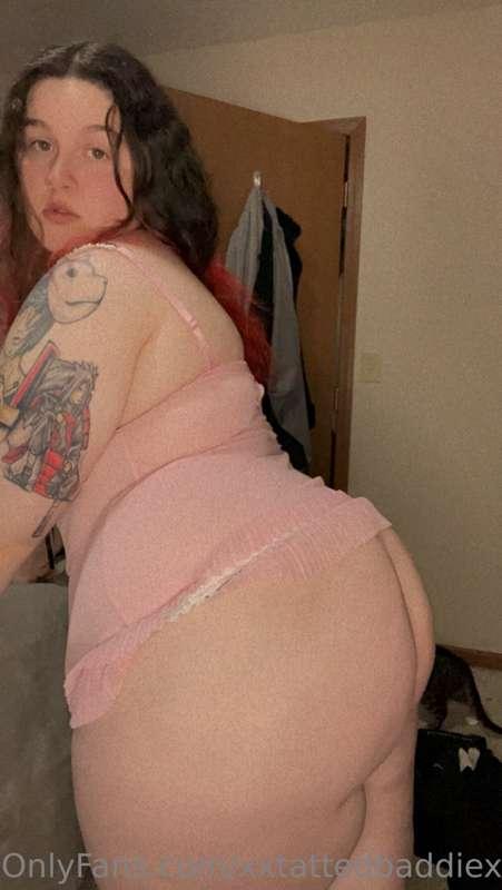 🌸Can’t wait for my birthday tomorrow 🌸