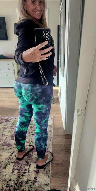 Phat Ass Friday 😈 I'm ready for a really fun weekend!
