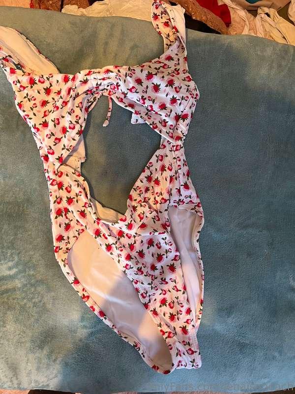 lenaisapeach image #11