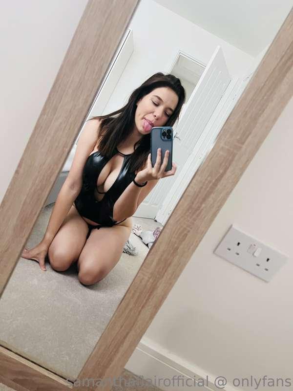 samanthaflairofficial image #2