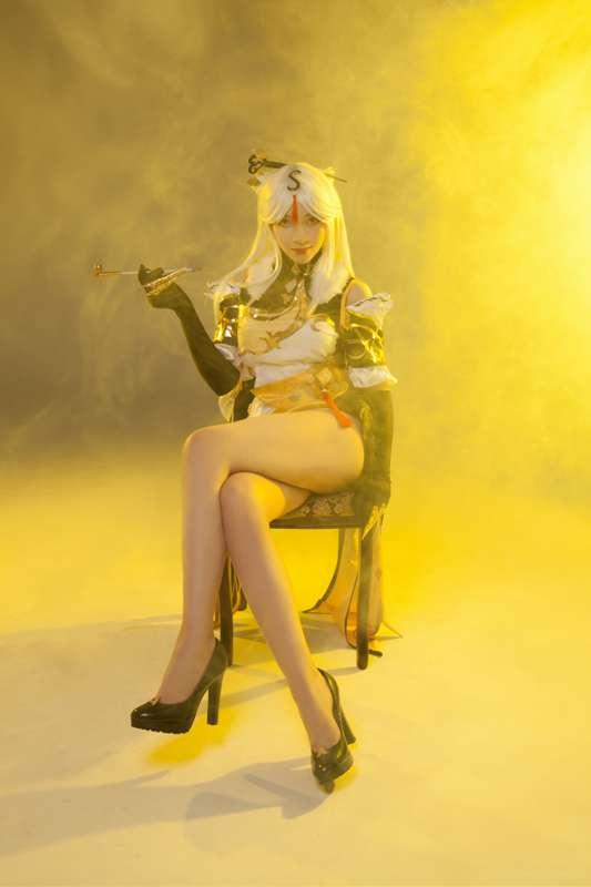 Ningguang photoshoot