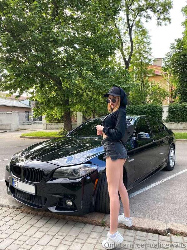 Today was a long day in the car 🚗  The sun was shining so br..