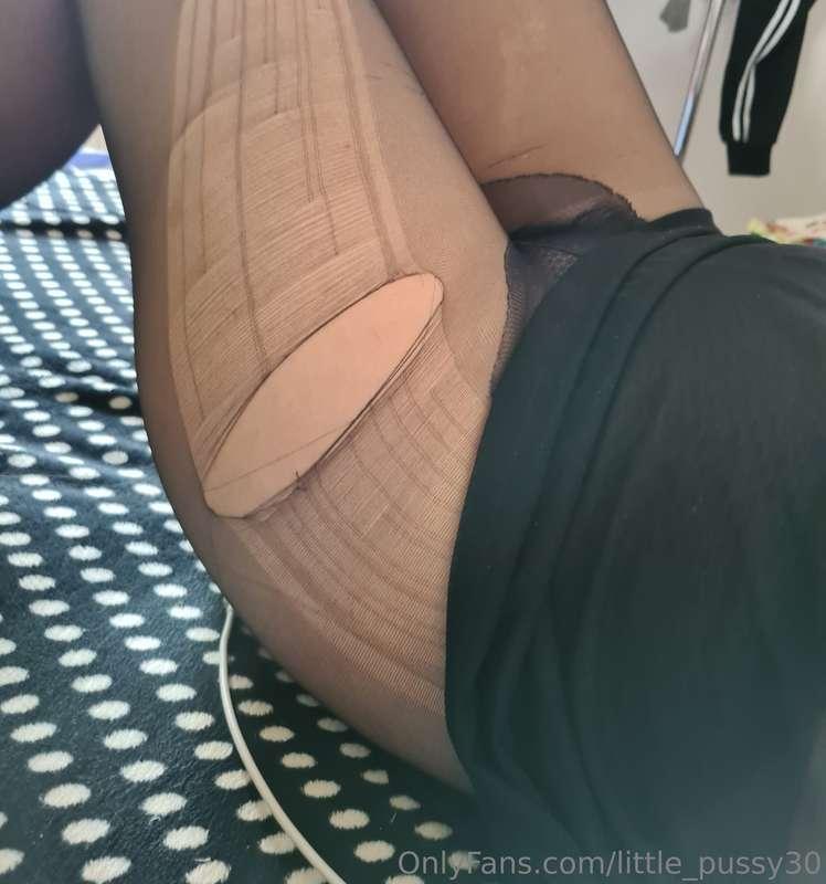 ***STRAP IT AND LICK MY PUSSY*** 🤤🤤🤤💦 @nympho_mommy