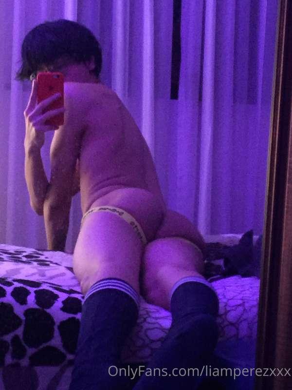 Mirror jock selfies uwu 💕💕