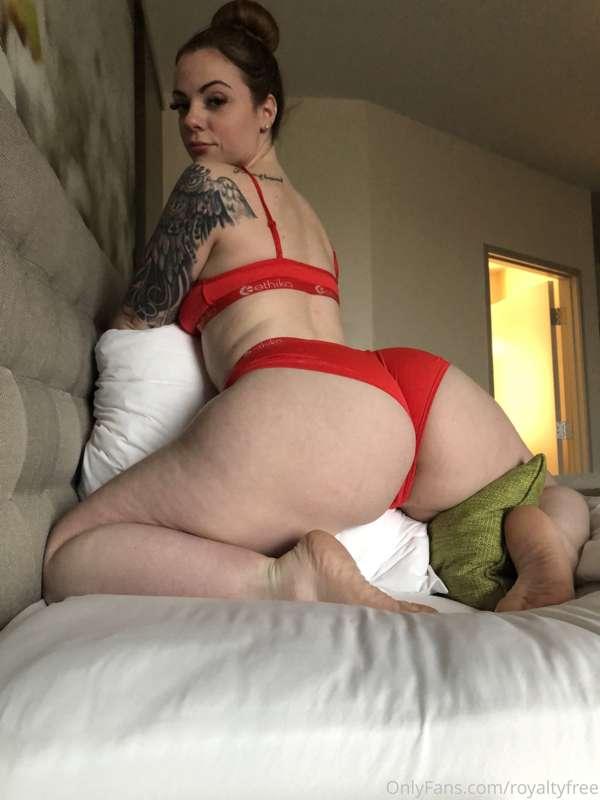 royaltyfree image #0