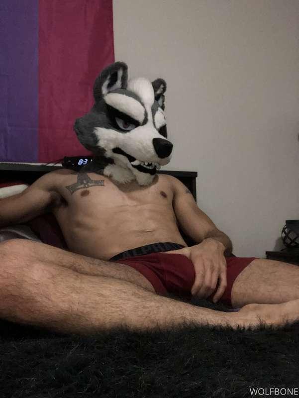 Long day at work today! Come help me unwind tonight 🐺 🔥