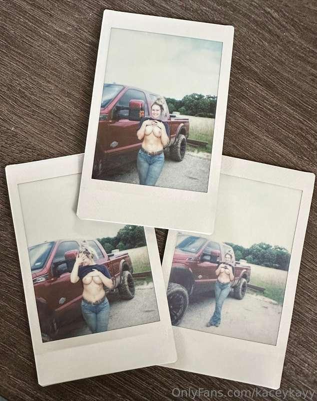 selling custom polaroids for $20/2 📸 💕

*personal informatio..