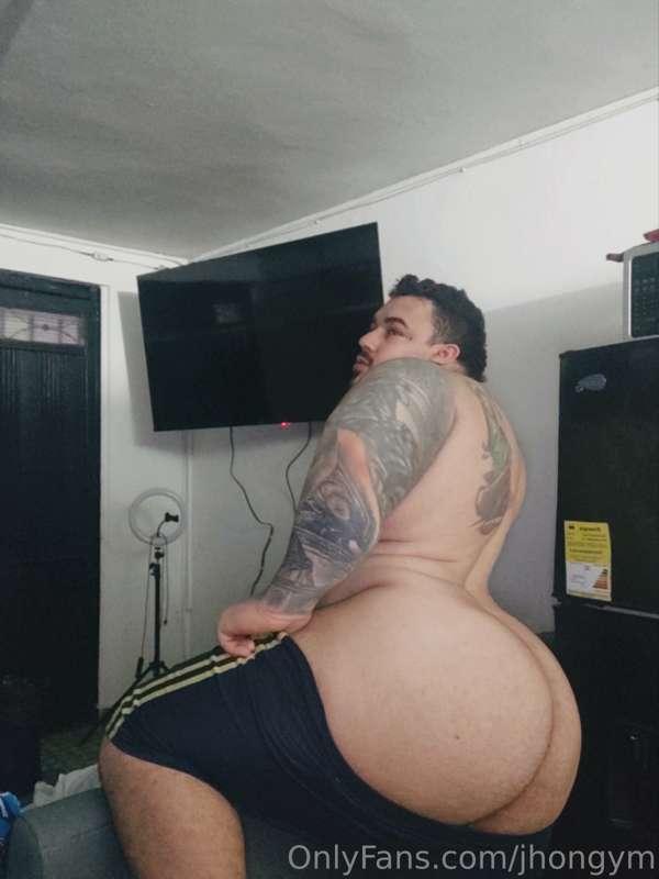 Mega Trasero🍑🔥
Mega Butt🍑🔥