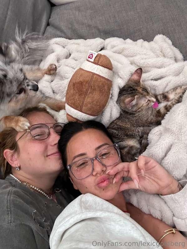 cuddle time 🤍