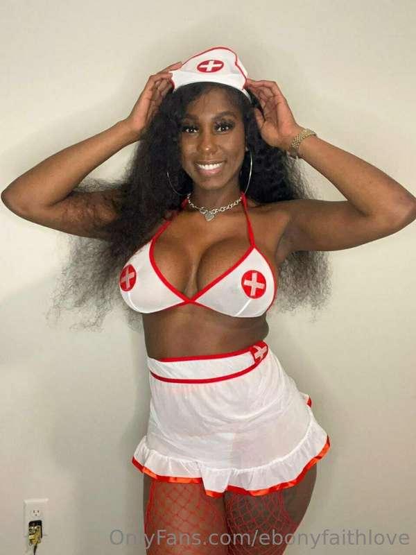 your naughty nurse is here 💋