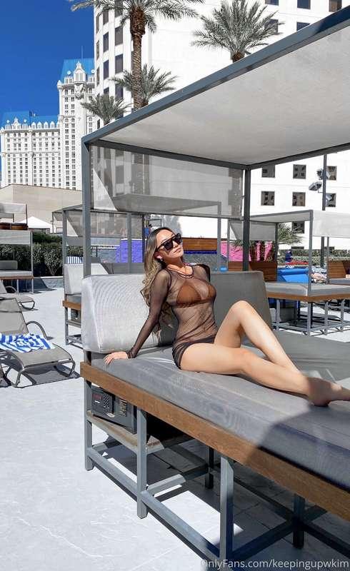 keepingupwkim image #1