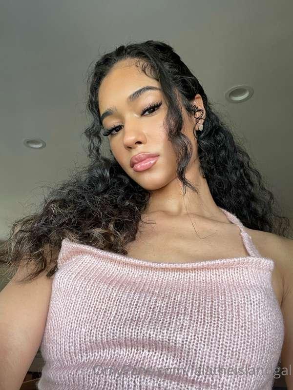 Am I your dream girl? 😉