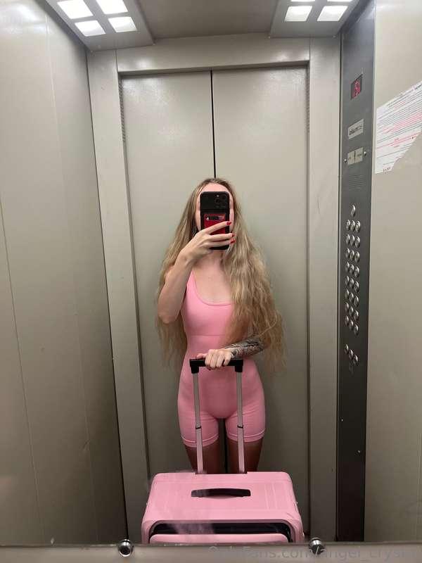 That's what it means to get into taste 🎀😜 I love the color p..