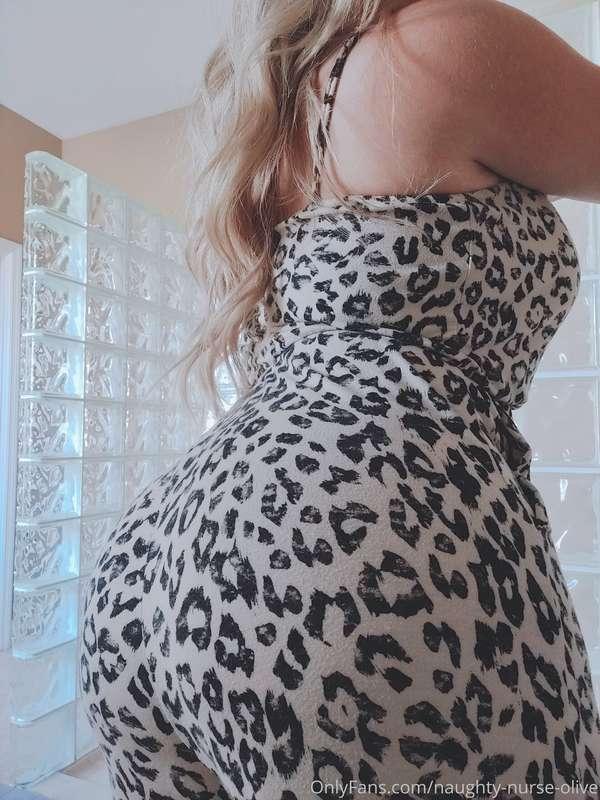 I love pulling my clothes off for you 😈