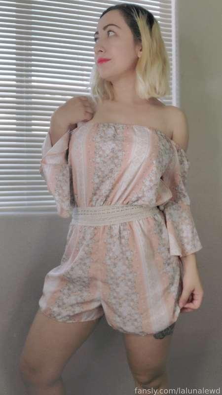 Would you enjoy this outfit on our date?💋