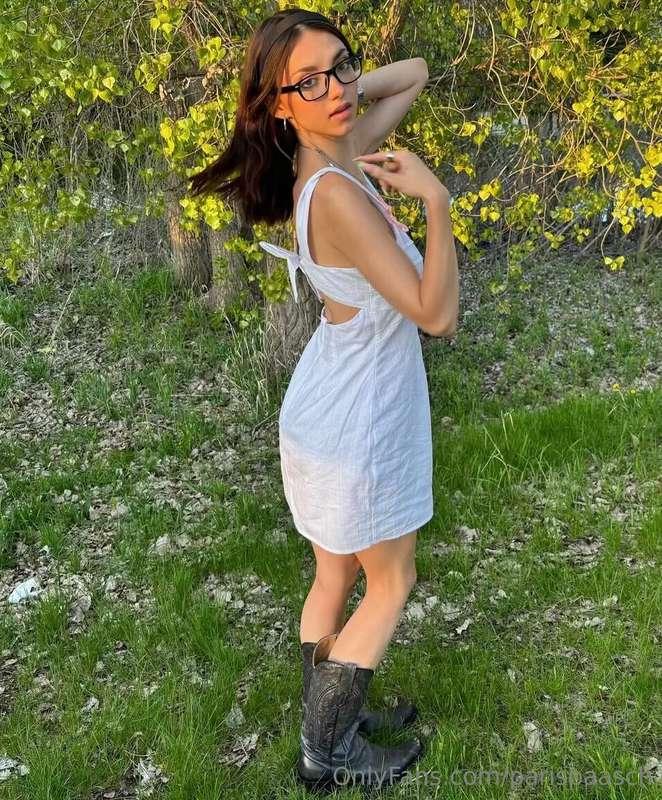 look back at it 😘