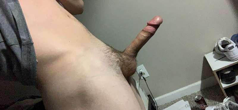 Now that I have your attention... All my boner content is av..