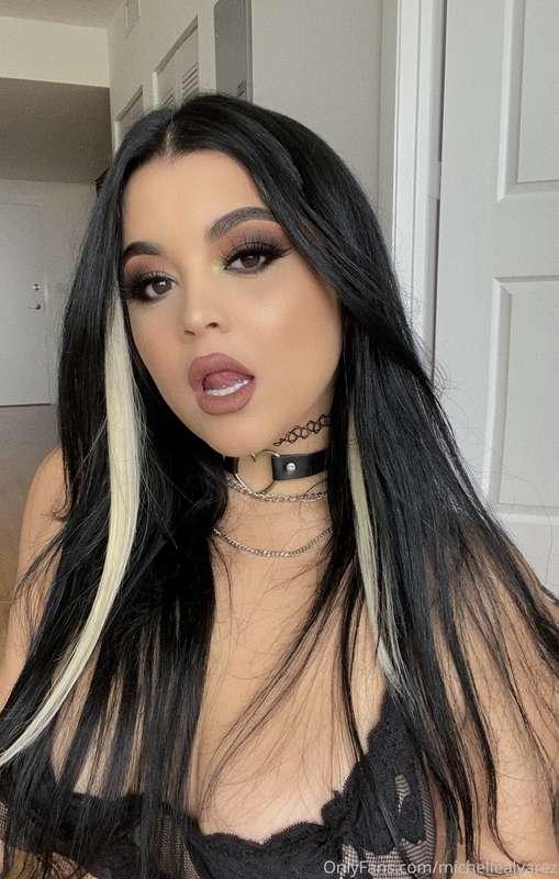 Fuck me, tell me I’m pretty & spend money on me💞