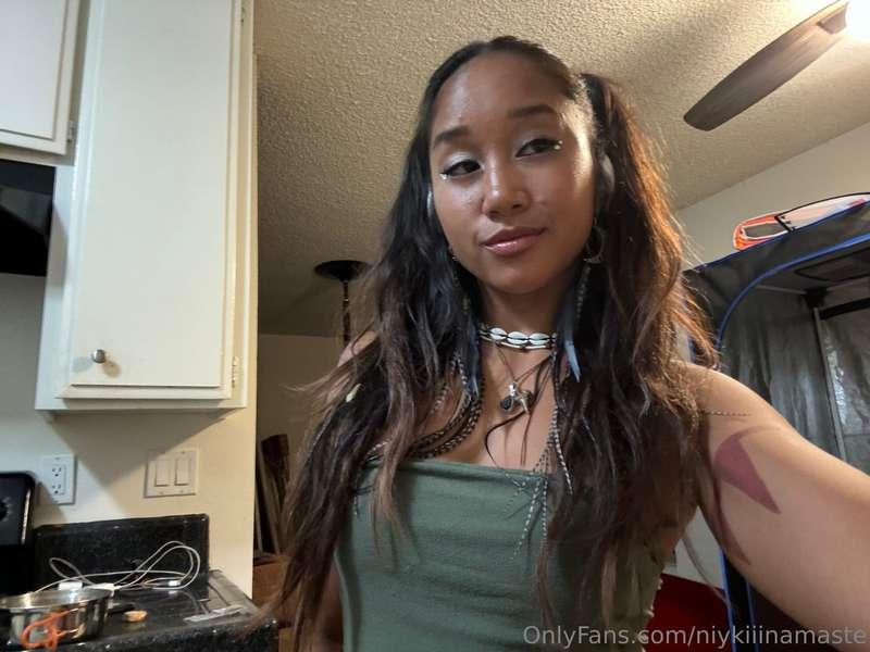 I’m here baby fuck me?