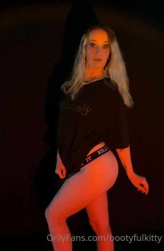 Couple pics to test out new light 💡