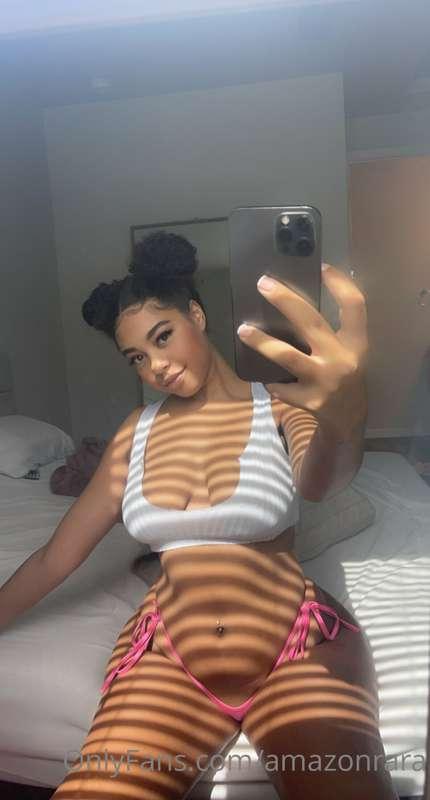 Do I look pretty like this?