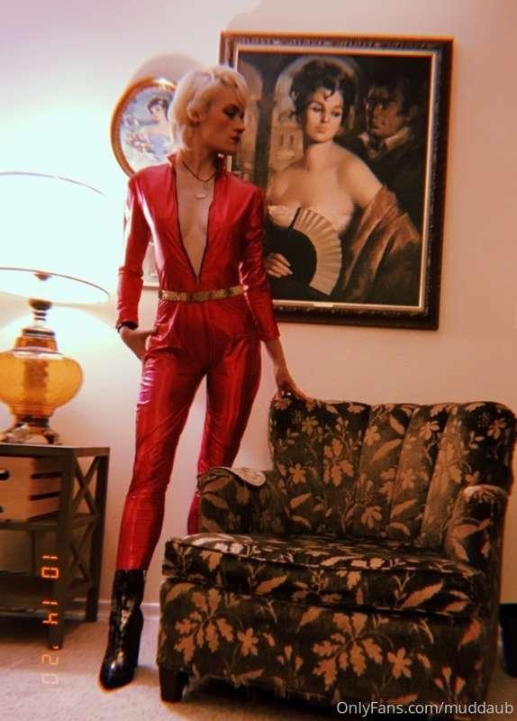 the gold experience:
giorno giovanna jumpsuit test ✨