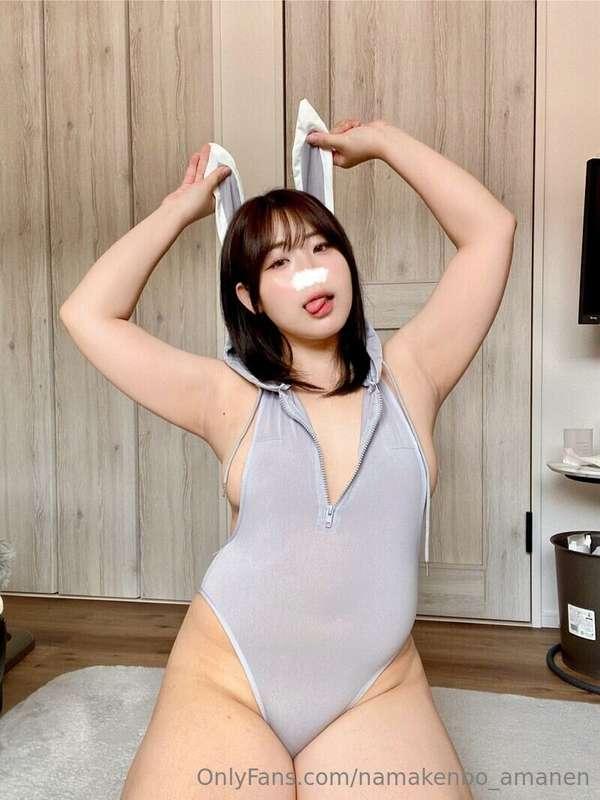 🐰 Usually, I blur my butt hole but today you can see only 1 ..