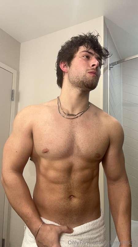 rate this pic /10😏