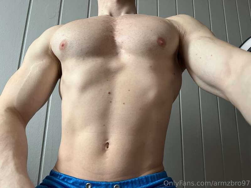 armzbro97 image #14