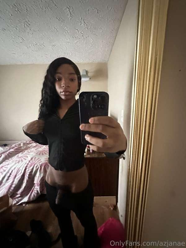 azjanae image #3