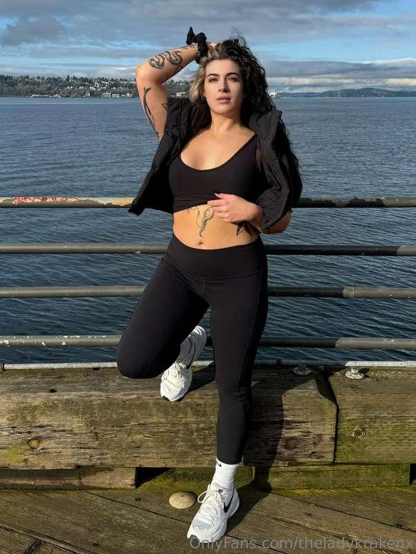 Happy Monday crew 🖤😘