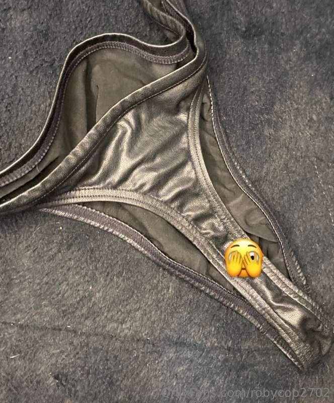 robycop2702 image #1