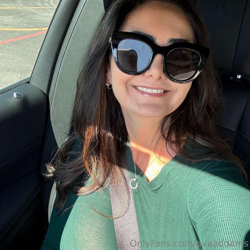 When the sun's shining, I'm one happy lady! ☀️