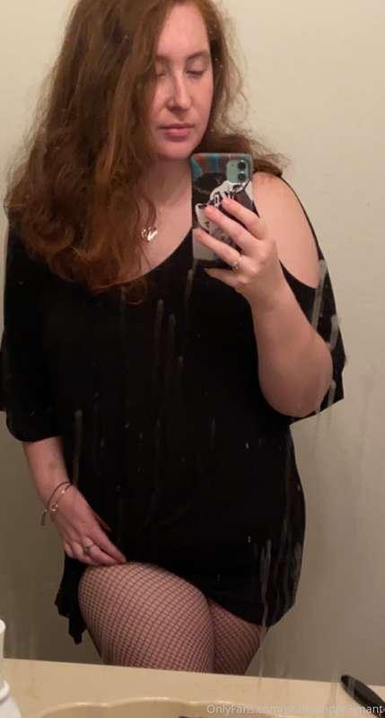 pr3ttyandpr3gnant image #3