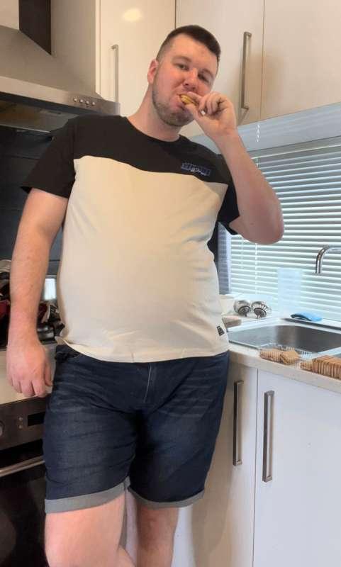 Picked up a few more 2XL Shirts 