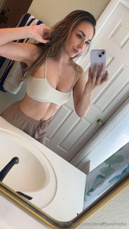 Good Morning ❣️ I’m getting ready for my workout 🫶🏼