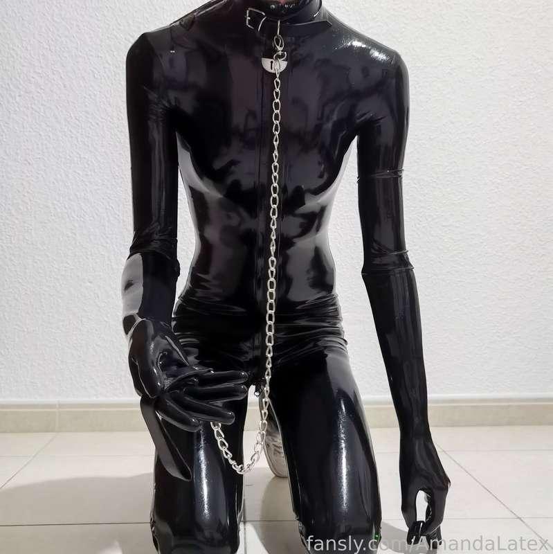 amandalatex image #2