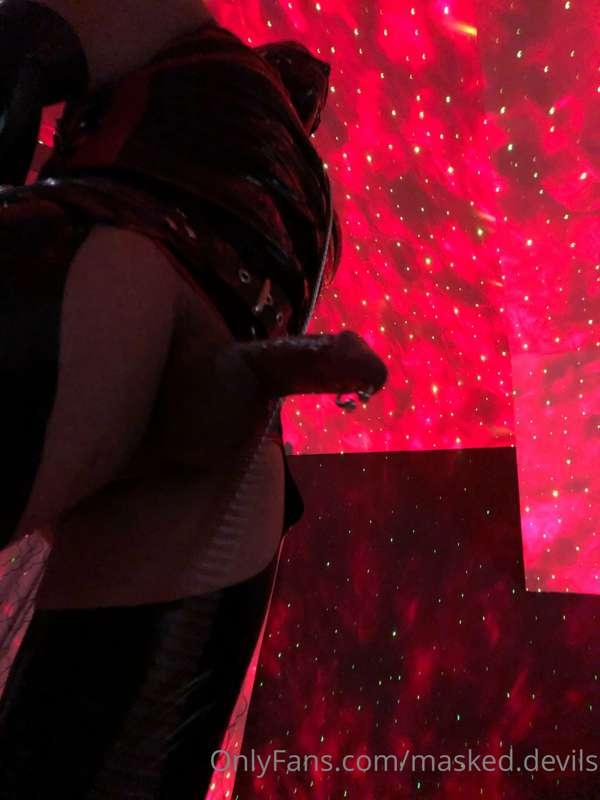 Love Machine’s cock 🤤😈🖤