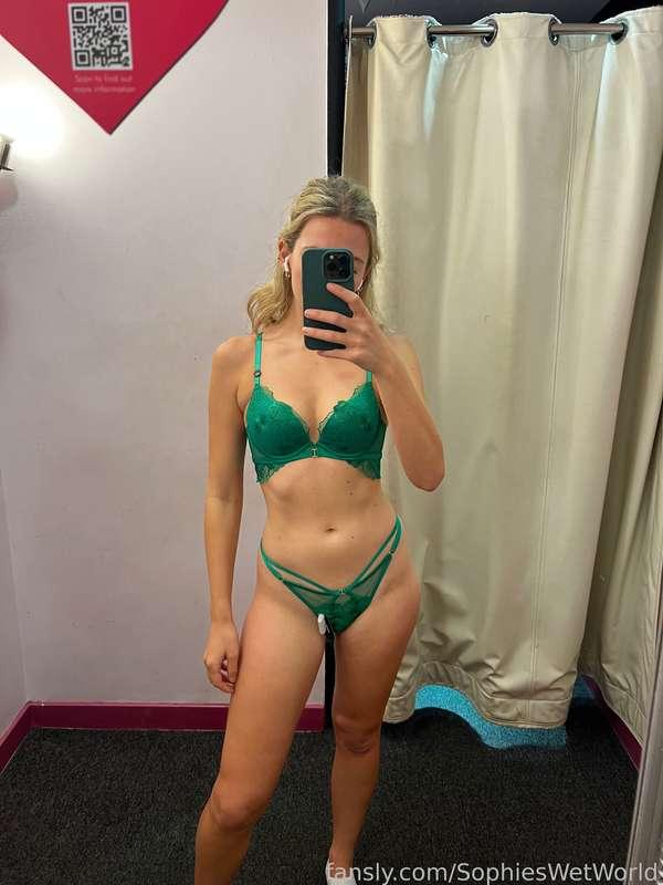 sophieswetworld image #1