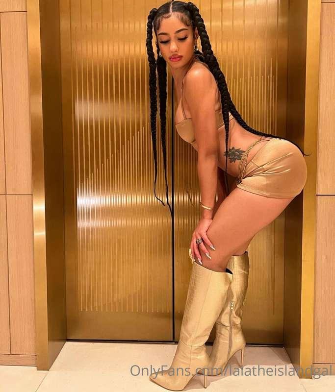 Bent over in position I’m leaving the boots on though 🫣🍑