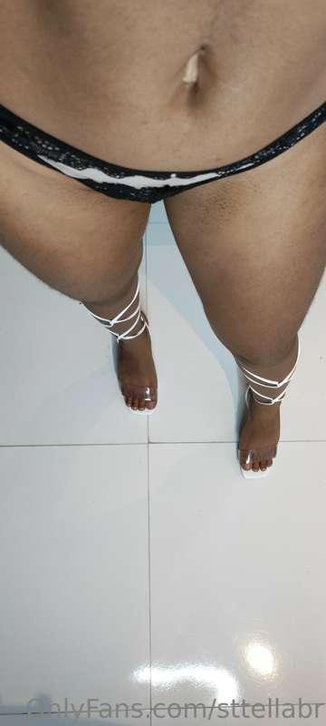 Only for those in love with my little feet 👣